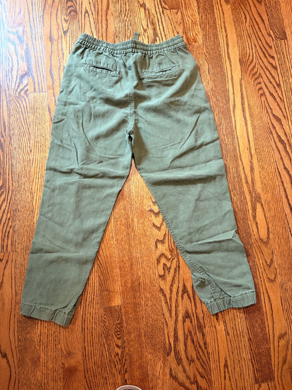 Casual women’s Olive Green linen capri Pants